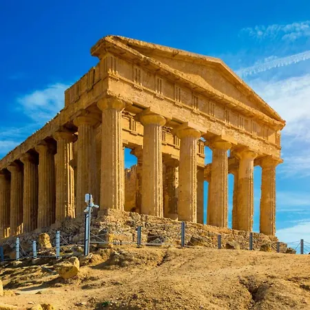 Le Tre Perle Bed and Breakfast 3*